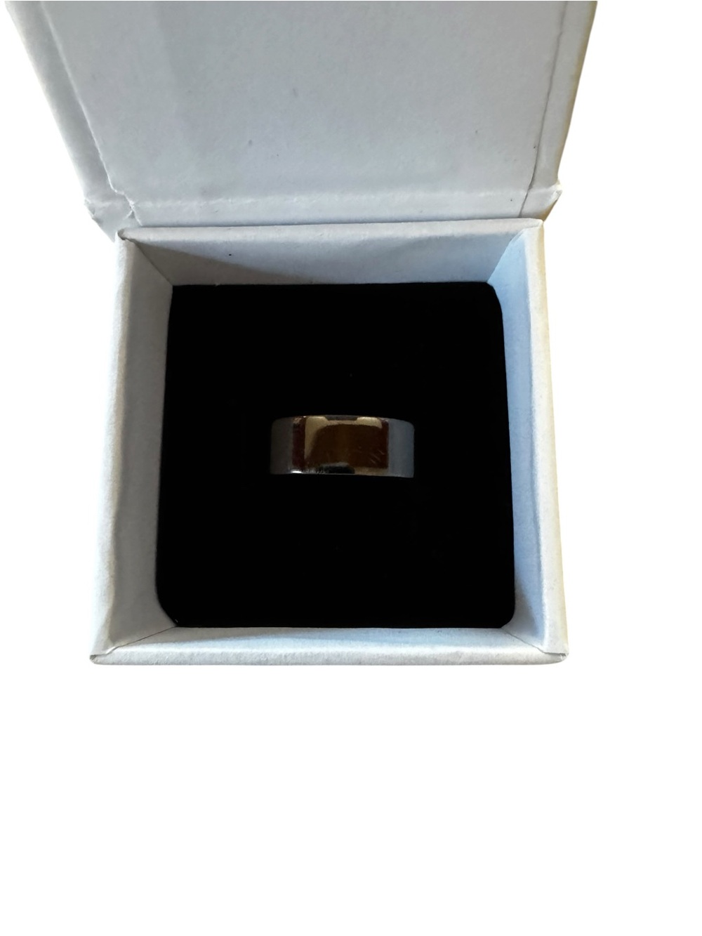 Black Calmi Ring in Original Bix. Worn a few times - Picture 3 of 7
